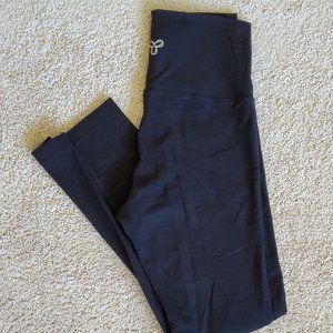 Black Stretchy Legging Aritzia TNA XXS
